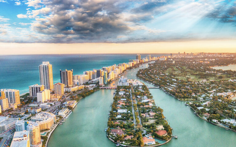 Seduced by the Magic City: Falling in Love with Miami’s Irresistible Allure